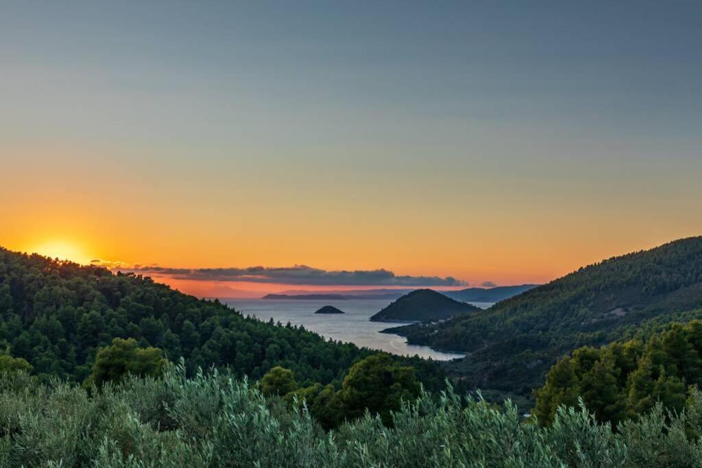 Nina-Myrtia Countryside House Skopelos Ditropo Екстер'єр фото